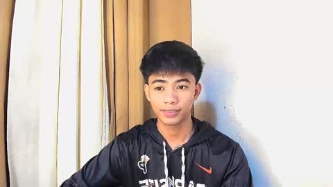 Snapshot of boynextdoor4ux chatting on June 10, 2:27 pm HI IM JAMES DONT FORGET GIVE ME THUMBS UP AND JOIN TO MY FANCLUB online show from June 10, 2:27 pm