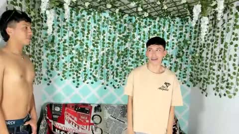 Snapshot of boys4hot_777 chatting on February 14, 7:33 pm boys4hot_777 online show from February 14, 7:33 pm