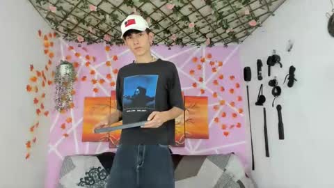 Snapshot of boys4hot_777 chatting on February 28, 1:37 am boys4hot_777 online show from February 28, 1:37 am