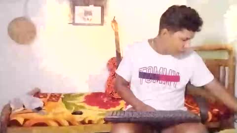 Snapshot of boysex1124 chatting on February 25, 12:36 am andrew online show from February 25, 12:36 am