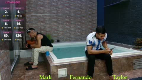 Snapshot of boysgang_sex chatting on January 17, 11:27 am Angelo Mark Fernando Taylor online show from January 17, 11:27 am