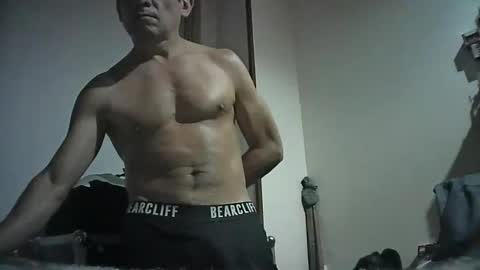 Snapshot of boytyoyxxx chatting on March 31, 2:57 am boytyoyxxx online show from March 31, 2:57 am