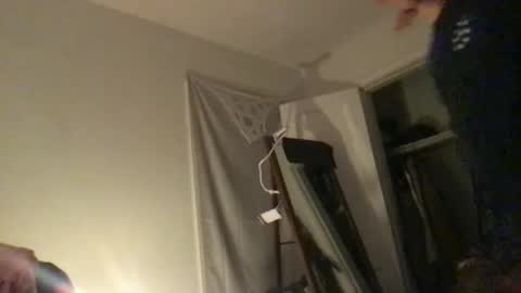 boywithbug online show from January 13, 5:55 am