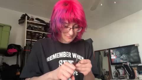 boywithbug online show from March 19, 3:27 pm