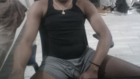 bquen400 online show from February 12, 8:26 pm