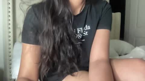 brown baddie  online show from February 2, 5:17 am