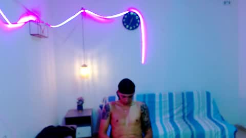 Snapshot of br4ndon_cooper chatting on May 29, 4:27 pm Brandon online show from May 29, 4:27 pm