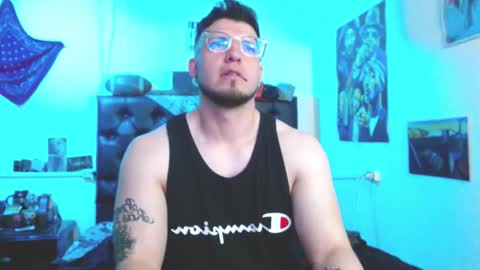 Snapshot of brad_hot_boy chatting on October 4, 5:11 pm brad hot boy online show from October 4, 5:11 pm