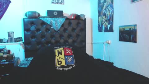 Snapshot of brad_hot_boy chatting on March 10, 3:50 pm brad hot boy online show from March 10, 3:50 pm