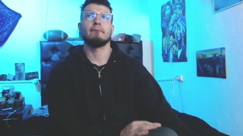 brad hot boy online show from May 2, 7:30 pm