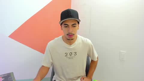 Snapshot of brad_usma chatting on February 8, 12:28 pm BRAD USMA online show from February 8, 12:28 pm