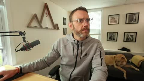 Snapshot of bradbronton chatting on May 11, 4:37 pm BradBronton online show from May 11, 4:37 pm