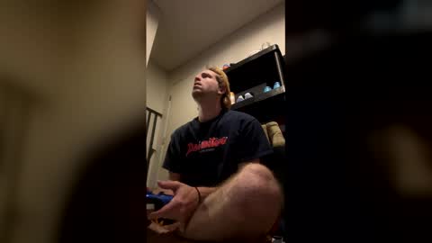 Snapshot of braden_thompson2012 chatting on April 17, 5:32 am braden_thompson2012 online show from April 17, 5:32 am