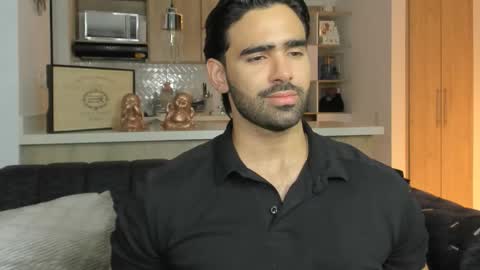 Snapshot of bradleymartin7 chatting on October 24, 3:25 am bradleymartin7 online show from October 24, 3:25 am