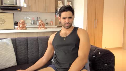 Snapshot of bradleymartin7 chatting on December 20, 3:41 pm bradleymartin7 online show from December 20, 3:41 pm