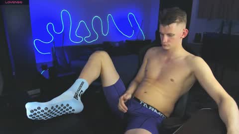 Snapshot of bradmaloney chatting on April 22, 8:10 pm brad maloney online show from April 22, 8:10 pm