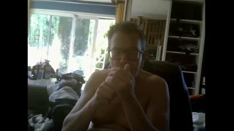 bradysboy online show from April 26, 9:51 am