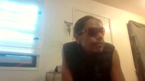 Snapshot of brandenandtribe005 chatting on May 31, 3:08 pm brandenandtribe005 online show from May 31, 3:08 pm