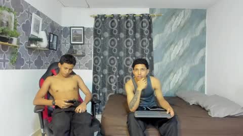 Snapshot of brandom_brook chatting on April 20, 4:26 am brandom_brook online show from April 20, 4:26 am