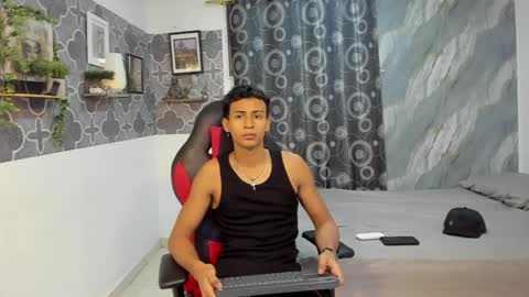 Snapshot of brandom_brook chatting on May 17, 4:21 am brandom_brook online show from May 17, 4:21 am