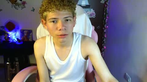 Snapshot of brandon_clark chatting on May 20, 3:02 am Brandon online show from May 20, 3:02 am