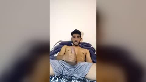 Snapshot of brandon_hill chatting on July 2, 2:22 am Brandon online show from July 2, 2:22 am