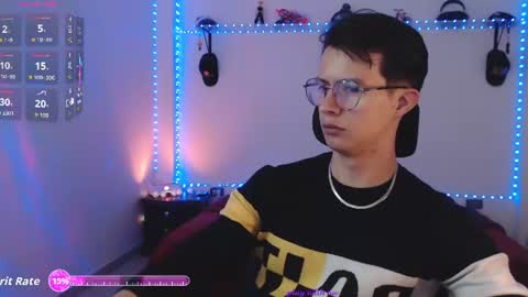Snapshot of brandon_starkk chatting on June 11, 2:22 am brandon_starkk online show from June 11, 2:22 am