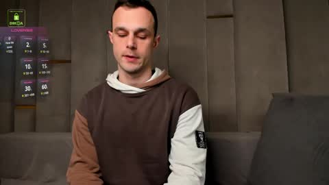 Snapshot of brandonnorriss chatting on April 23, 12:29 pm BRANDON online show from April 23, 12:29 pm