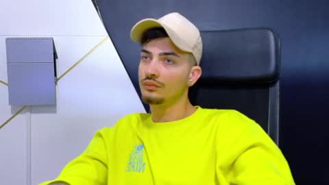 BrandonTateX online show from April 9, 6:30 am