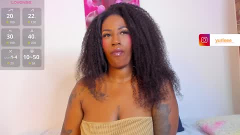 Snapshot of brandy_brow chatting on June 5, 12:17 am brandy Independent model online show from June 5, 12:17 am