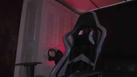 brasi_ online show from October 8, 3:31 pm