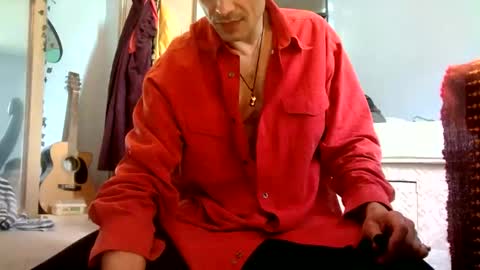 Snapshot of bratdownunder chatting on October 9, 8:01 am Bratdownunder online show from October 9, 8:01 am