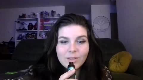 Snapshot of bratty_mamaa chatting on September 26, 9:46 am bratty_mamaa online show from September 26, 9:46 am