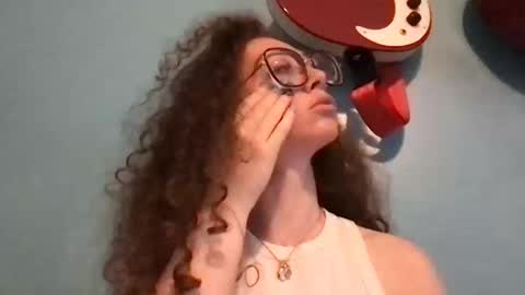 Bratty Fit Girl online show from October 18, 9:10 am