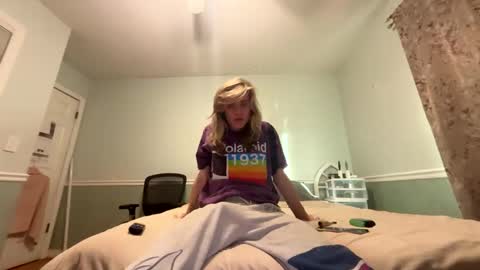 Snapshot of bray19509 chatting on February 28, 10:33 pm bray19509 online show from February 28, 10:33 pm