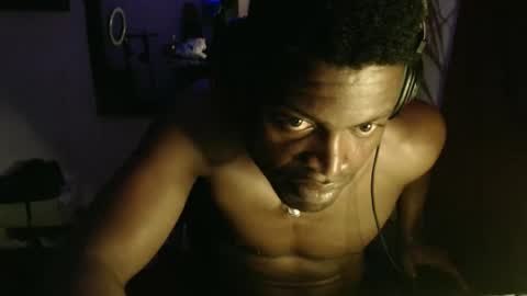 Snapshot of brayan1111x chatting on May 22, 11:32 pm brayan1111x online show from May 22, 11:32 pm