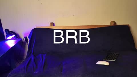 Snapshot of braziliantgirl chatting on December 28, 2:22 am Thalia online show from December 28, 2:22 am