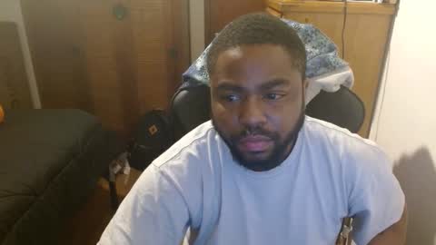 Snapshot of breadw1nnah chatting on March 10, 7:10 am Breadw1nnah online show from March 10, 7:10 am