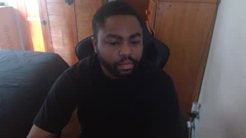 Snapshot of breadw1nnah chatting on September 15, 4:18 pm Breadw1nnah online show from September 15, 4:18 pm