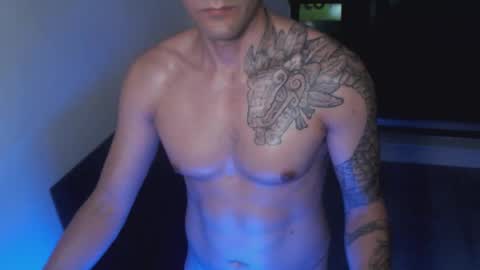 Snapshot of break_dusk chatting on May 31, 2:42 am break_dusk online show from May 31, 2:42 am