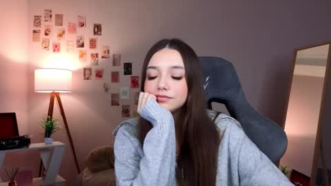 Rachel online show from February 7, 7:39 pm