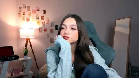 Rachel online show from February 10, 7:40 pm