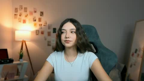 Rachel online show from April 4, 9:12 pm