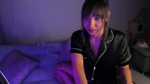 Snapshot of breakfastwithtiff chatting on May 27, 3:25 am Mar Unboxinbg For My B-DaySunday 21th June online show from May 27, 3:25 am
