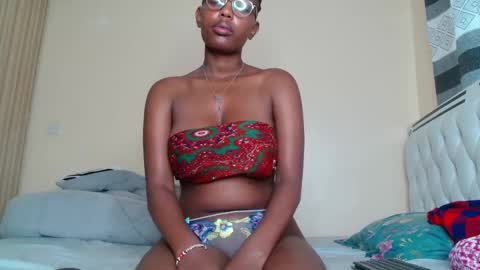 bree_beauty online show from March 20, 4:39 am