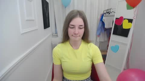 Snapshot of bree_sky chatting on April 25, 1:14 pm Bree online show from April 25, 1:14 pm