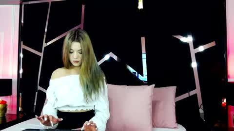 Zeline online show from October 23, 3:44 pm