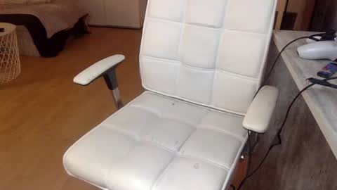 breezydicks online show from November 8, 8:18 pm