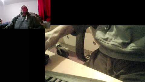 Snapshot of bremer64 chatting on February 2, 8:35 am bremer64 online show from February 2, 8:35 am