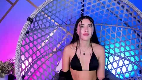 Snapshot of brenda1307 chatting on April 21, 11:29 pm Brenda moris online show from April 21, 11:29 pm
